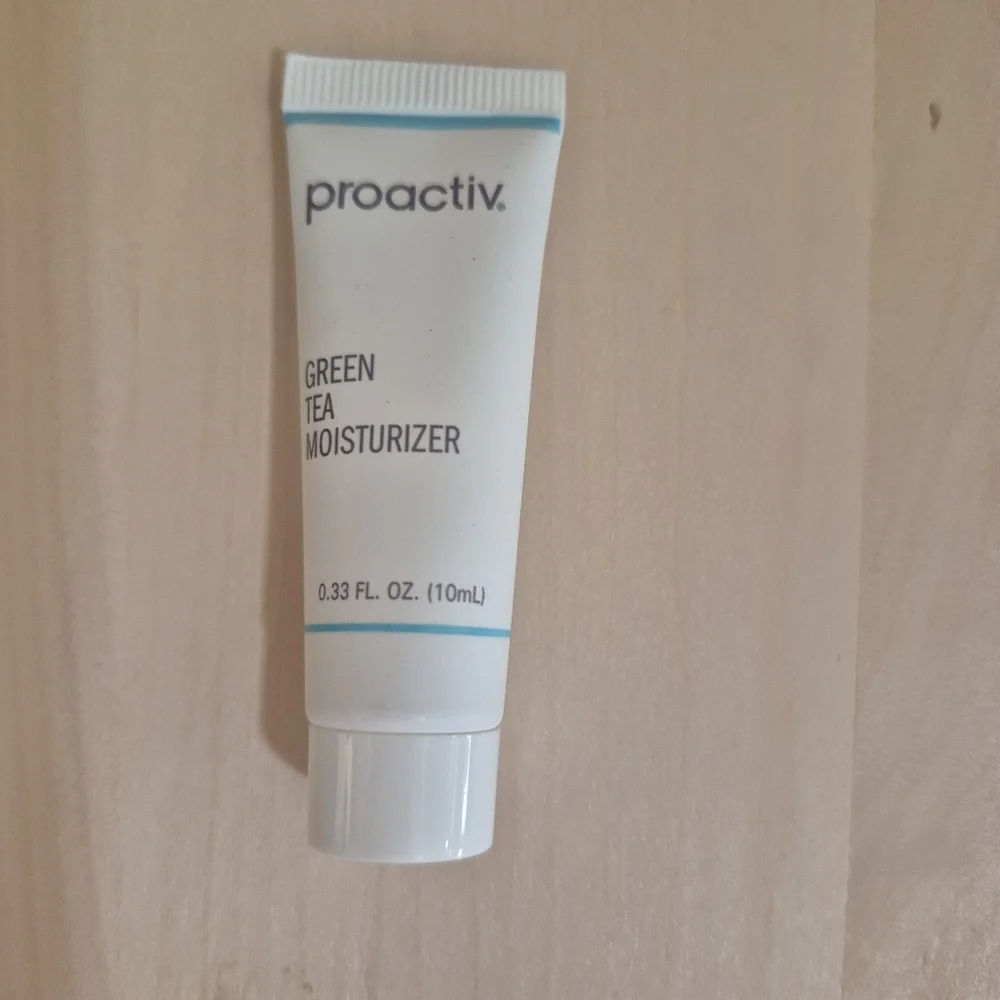 🎊🎊NEW🎊🎊 0.33 Proactiv Green Tea Moisturizer